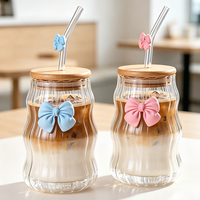 Gelas Tumbler Korea Bergaris untuk Jus, Kopi, Pesta, dengan Hiasan Pita, Kaca Borosilikat Tahan Panas, Aman untuk Microwave dan Mesin Cuci Piring, Bambu