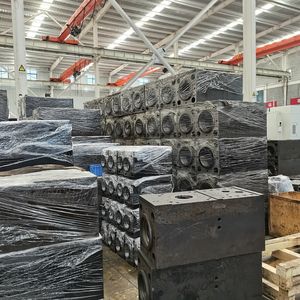 Accessoires d'excavatrice Disjoncteur hydraulique Tunnel minier de forage Équipement de démolition de béton Marteau à angle droit - Product Image 5