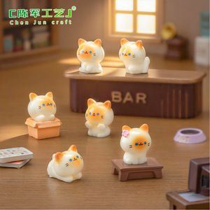 Weij Linda y adorable muñeca siamesa, accesorios decorativos colgantes para casa de muñecas Mengli, pequeños accesorios decorativos para mesa de micropaisaje - Product Image 1