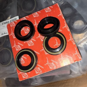 ซีลหัวฉีด 3.0 2.5 D-4D 1KD 2KD 100 มม. ปะเก็นฝาครอบวาล์ว Epdm 23682-30020 สำหรับชิ้นส่วนยางยานยนต์ - Product Image 3