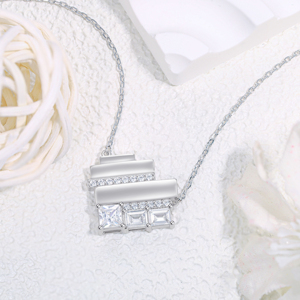 Collar con colgante de plata de ley 925 con forma de corazón y circonita cúbica, diseño minimalista, joyería de moda para mujer, compromiso/boda, logotipo personalizado OEM/ODM. - Product Image 4