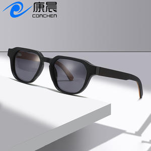 Gafas de sol polarizadas Conchen para mujer, montura negra de PC, lentes TAC con protección UV400 para viajes, conducción y moda. - Product Image 1