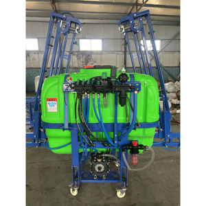 Nuovo Spruzzatore Agricolo a Secchio Piatto da 500L 650L 800L 1000L per Trattore con Pompa e Barra Irroratrice - Product Image 2