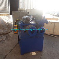 Machine de séparation de fil d'acier de pneu usagé avec un rouleau rainuré et un rouleau lisse/machine de recyclage de pneu