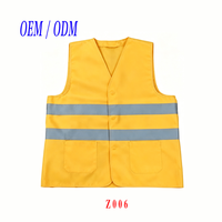Gilet de sécurité tactique robuste et réfléchissant avec plusieurs poches et porte-badge pour le personnel des événements