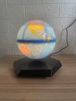 Globe en lévitation magnétique flottant carte du monde Anti-gravité lévitation rotative boule de terre Cool Hi-Tech Gadget maison cadeau