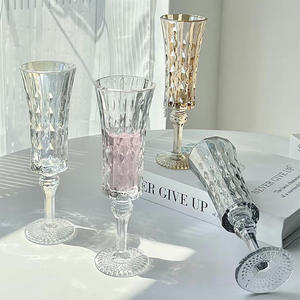 แก้วแชมเปญทรงเพชร แก้วน้ำผลไม้ แก้วไวน์ลายเสาโรมันโบราณ - Product Image 3