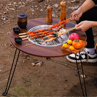 Table de barbecue pliable moderne et durable en métal et bois - Mobilier d'extérieur portable pour le camping et les pique-niques