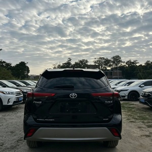 Toyota Highlander 2.0T Usada, Siete Plazas, Tracción en las Cuatro Ruedas, Versión de Lujo, Sin Accidentes, Sin Burbujas de Agua ni Incendios - Product Image 4