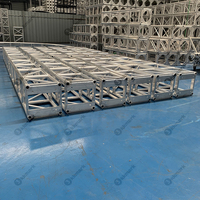Sistema de Estructura de Aluminio Plateado Personalizado para Stands de Exhibición, Resistente y Curvo, para Ferias Comerciales