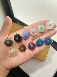 Ciondolo a Forma di Cuore in Quarzo Rosa Naturale, Avventurina Verde, Quarzo Bianco, Quarzo Fragola, Pietra Scintillante, Ciondoli e Charm alla Moda - Product Image 2