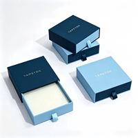 Boîte de rangement à bijoux de style tiroir haut de gamme, boîte cadeau en papier personnalisée avec logo en feuille d'or, taille et couleur assorties, avec ruban en satin