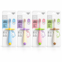 SAKURA Nouvelle conception Brosse à dents manuelle pour enfants à poils souples Protection des dents sensibles Manche en plastique Taille standard pour