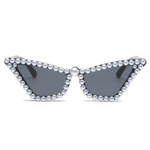Lunettes de soleil œil de chat en perles UV400 pour femmes, monture petite, de marque de luxe, tendance 2025, avec logo personnalisé - Product Image 4