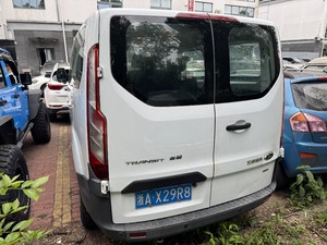 <span class=keywords><strong>2018</strong></span> para <span class=keywords><strong>Transit</strong></span> 2.0T Diésel Manual LHD <span class=keywords><strong>Furgoneta</strong></span> Comercial de 6 Plazas Tracción Delantera Interior de Tela Oscura Cámara Trasera Ruedas R16 - Product Image 2