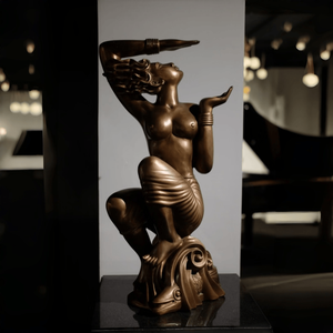 Escultura de Figura Femenina en Bronce, Estatua de Dama Fundida en Cera Perdida para Decoración de Fuentes, Parques, Villas y Galerías - Product Image 1