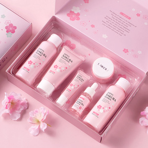 Set <span class=keywords><strong>de</strong></span> Cuidado Facial Sakura <span class=keywords><strong>de</strong></span> 6 Piezas: Limpiador Facial, Tónico, Loción Hidratante, Esencia, <span class=keywords><strong>Crema</strong></span> para Ojos, <span class=keywords><strong>Crema</strong></span> Esencial - Product Image 6