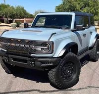 Extensions de passage de roue larges pour Ford Bronco. Accessoires de modification tout-terrain. Garde-boue élargis en fibre de verre.