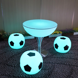 Juego de <span class=keywords><strong>muebles</strong></span> creativos para bar con temática de fútbol, mesa redonda luminosa y silla alta para hotel, ocio, Té KTV, elegante y cómodo - Product Image 4