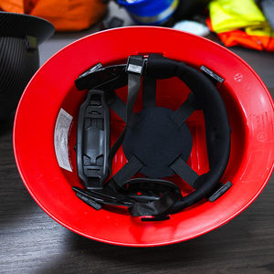 หมวกแข็งทำจากคาร์บอนไฟเบอร์สีต่างกันวัสดุ HDPE แบบปีกแข็งออกแบบได้ตามต้องการ - Product Image 4