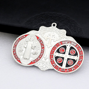 Regalos de Medalla de San <span class=keywords><strong>Benito</strong></span> para Católicos Amuleto de Protección Llave de San <span class=keywords><strong>Benito</strong></span> 8.8*6.1cm Dijes Grandes de San <span class=keywords><strong>Benito</strong></span> - Product Image 6