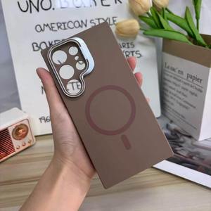 เคสโทรศัพท์ซิลิโคนพร้อมที่ยึดเลนส์กล้อง GS007 สำหรับ iPhone 11 12 13 14 15 17 Pro Max ป้องกันการแตก พร้อมแม่เหล็ก - Product Image 5