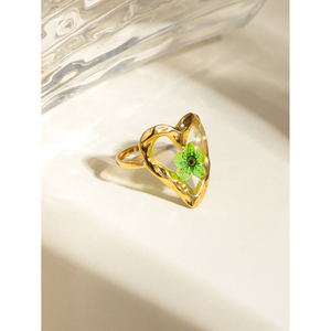 Joyería delicada a prueba de agua, anillo de flor de ciruela eterna de colores reales en forma de corazón de acero inoxidable chapado en oro de 18 quilates para niñas - Product Image 5