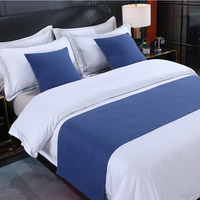Offre Hôtelière Luxe Sur Mesure Chemin de Lit Élégant Couvre-lit Accompagné d'Oreillers Ensemble de Literie pour Hôtels