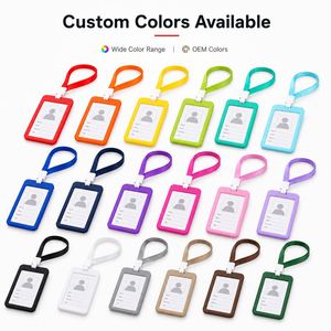 Porte-badge et cordon en plastique ABS rigide multicolore – Ensemble durable pour badges nominatifs professionnels, idéal pour les entreprises et les promotions - Product Image 3