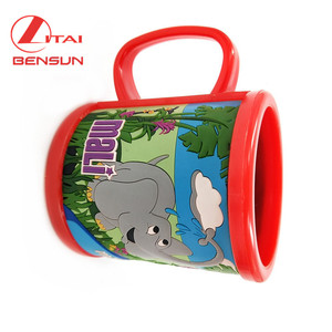 <span class=keywords><strong>Tazas</strong></span> y <span class=keywords><strong>tazas</strong></span> de dibujos animados creativos de plástico personalizados para niños de PVC suave de la mejor calidad - Product Image 5