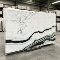 Dalles de marbre blanc Panda de haute qualité pouvant être utilisées pour les comptoirs de cuisine intérieurs, les sols et les surfaces murales des halls.