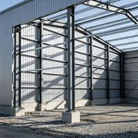 Entrepôt en structure légère en acier boulonné, bâtiment métallique préfabriqué galvanisé pour le stockage logistique industrielle