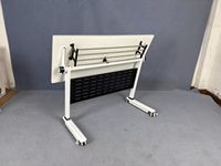 Table de formation réglable en gros avec roulettes, bureau en métal pour salle de classe et salle de réunion