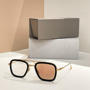 Gafas <span class=keywords><strong>de</strong></span> Sol Modernas con Marco Metálico y Lentes Transparentes que Cambian <span class=keywords><strong>de</strong></span> Color para Hombre y Mujer - Product Image 2