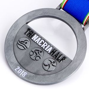 Medalla Personalizada para Triatlón y Media Maratón, Diseño Hueco Personalizado de Fábrica, Medalla Deportiva con Iconos para Eventos Multideportivos - Product Image 4