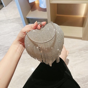 Sac de soirée pochette Boshiho en forme de cœur, design personnalisé, petite taille, mode, argent, noir, or, pour femme, avec paillettes - Product Image 4