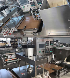 Máquina de fabricación de <span class=keywords><strong>tacos</strong></span> de doble cabezal, burrito comercial automático de QD-LM-450, línea de producción de tortillas, 50cm - Product Image 3