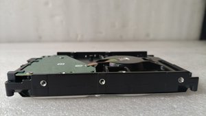 Disque dur interne SATA 3,5 pouces 2 To 7200 tr/min avec boîtier métallique pour système de surveillance de sécurité de bureau - Nouveau - Product Image 5