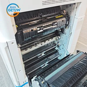 Stampante per stampante per ufficio Full-Color HP LaserJet gestita da MFP E77830