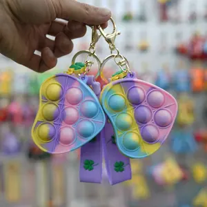 Zhejiang produttore vendita moderna alla moda carino Mini a forma di cuore Push Pop Up Fidget Bubble Key portamonete portachiavi borsa
