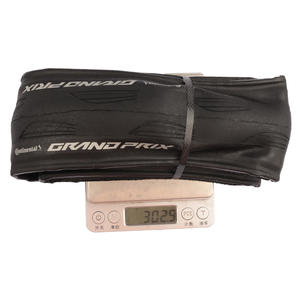 Pour le <span class=keywords><strong>pneu</strong></span> <span class=keywords><strong>de</strong></span> vélo <span class=keywords><strong>de</strong></span> <span class=keywords><strong>route</strong></span> <span class=keywords><strong>de</strong></span> compétition <span class=keywords><strong>Continental</strong></span> Grand Prix 700x25C/28C/30C/32C <span class=keywords><strong>pneu</strong></span> Anti-crevaison <span class=keywords><strong>pneu</strong></span> <span class=keywords><strong>de</strong></span> vélo en caoutchouc - Product Image 3