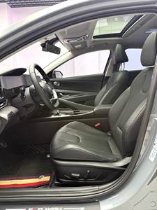 Auto Usado <span class=keywords><strong>2022</strong></span> <span class=keywords><strong>Hyundai</strong></span> <span class=keywords><strong>Elantra</strong></span> Sedán 1.5L CVT LUX Premium Automático, Pintura Original - Product Image 6