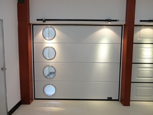 Nouvelles portes de <span class=keywords><strong>garage</strong></span> sectionnelles en acier galvanisé moderne américain Isolation aérienne Porte de <span class=keywords><strong>garage</strong></span> coulissante en verre à rabat 9x8 <span class=keywords><strong>Prix</strong></span> - Product Image 5