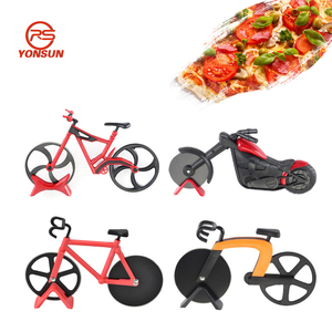 Thép không gỉ Xe Đạp Bánh <span class=keywords><strong>Pizza</strong></span> Slicer quà tặng bánh <span class=keywords><strong>Pizza</strong></span> cắt xe đạp vòng bánh <span class=keywords><strong>Pizza</strong></span> cán dao với đứng - Product Image 4