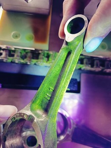 Línea Industrial de Fluorescencia MPI bibo para Detección de Grietas Superficiales en Bielas, Garantía de 1 Año, Inspección por Partículas Magnéticas - Product Image 4