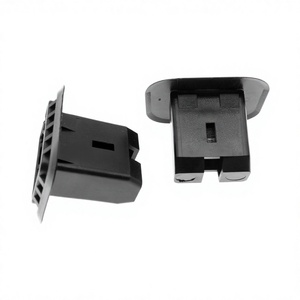 Clips de Fijación para Asientos Traseros de Volkswagen, Skoda y Audi, 4B0886373, Plástico y Nylon, para Reemplazo y Reparación - Product Image 1