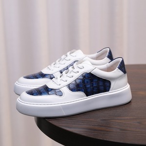 Nouvelles baskets décontractées haut de gamme 2025 en cuir pleine fleur, semelle épaisse de 4 cm, légères et polyvalentes, pour hommes - Product Image 1