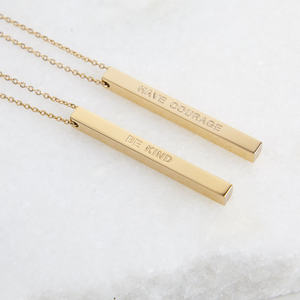 Collier en argent plaqué or, en forme de barre verticale, pendentif personnalisé avec message gravé sur les 2 côtés, en acier inoxydable, 10 pièces - Product Image 1
