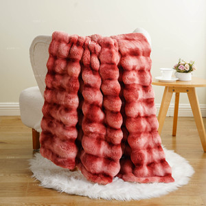 Manta de Piel Sintética <span class=keywords><strong>para</strong></span> Sofá, Acogedora, Suave, Esponjosa, Gruesa, Tipo Burbuja, Color Frambuesa, <span class=keywords><strong>para</strong></span> Regalo del Día de la <span class=keywords><strong>Madre</strong></span> o Cumpleaños <span class=keywords><strong>para</strong></span> Mujeres - Product Image 1