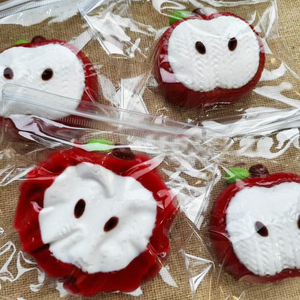 Juguete Realista con Forma de Manzana para Apretar, Nuevo Juguete Creativo de Silicona de Grado Alimenticio, Regalo para Todas las Edades de 5 a 7 Años - Product Image 3